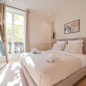 Mbm - Luxury Center Paris