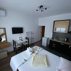  Apartment Elti Albania