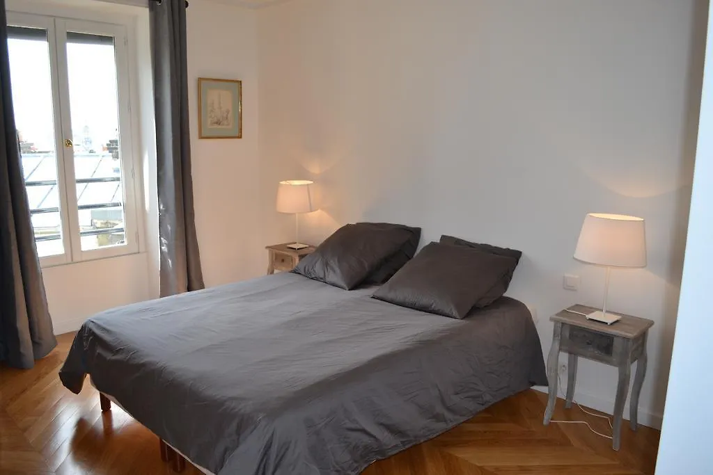 Apartment Appartement Moulin Rouge II Paris