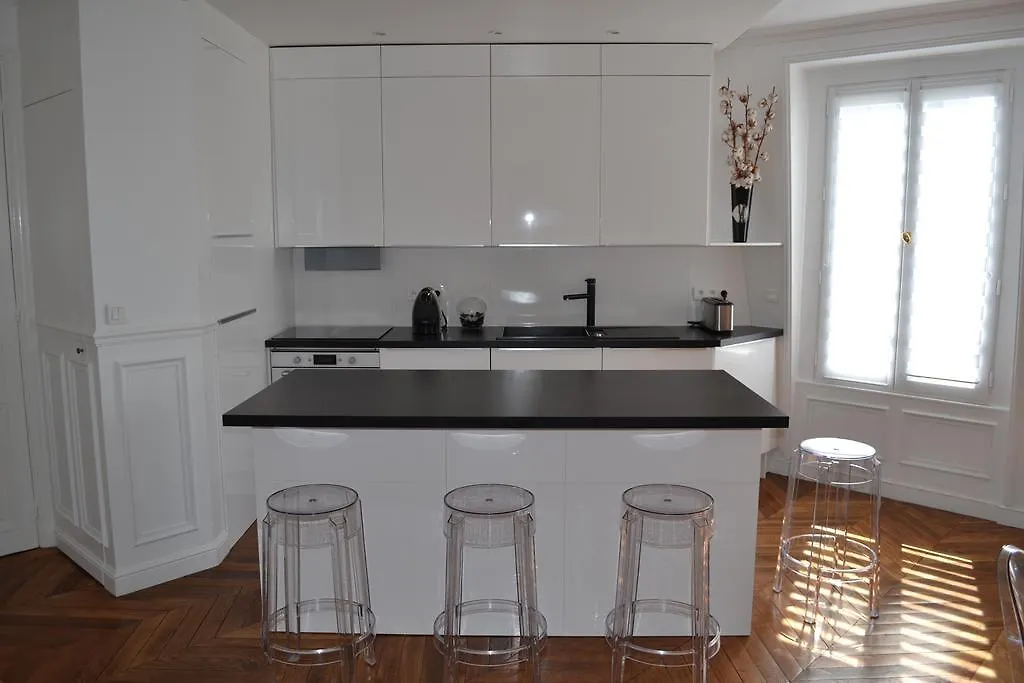 Apartment Appartement Moulin Rouge II Paris
